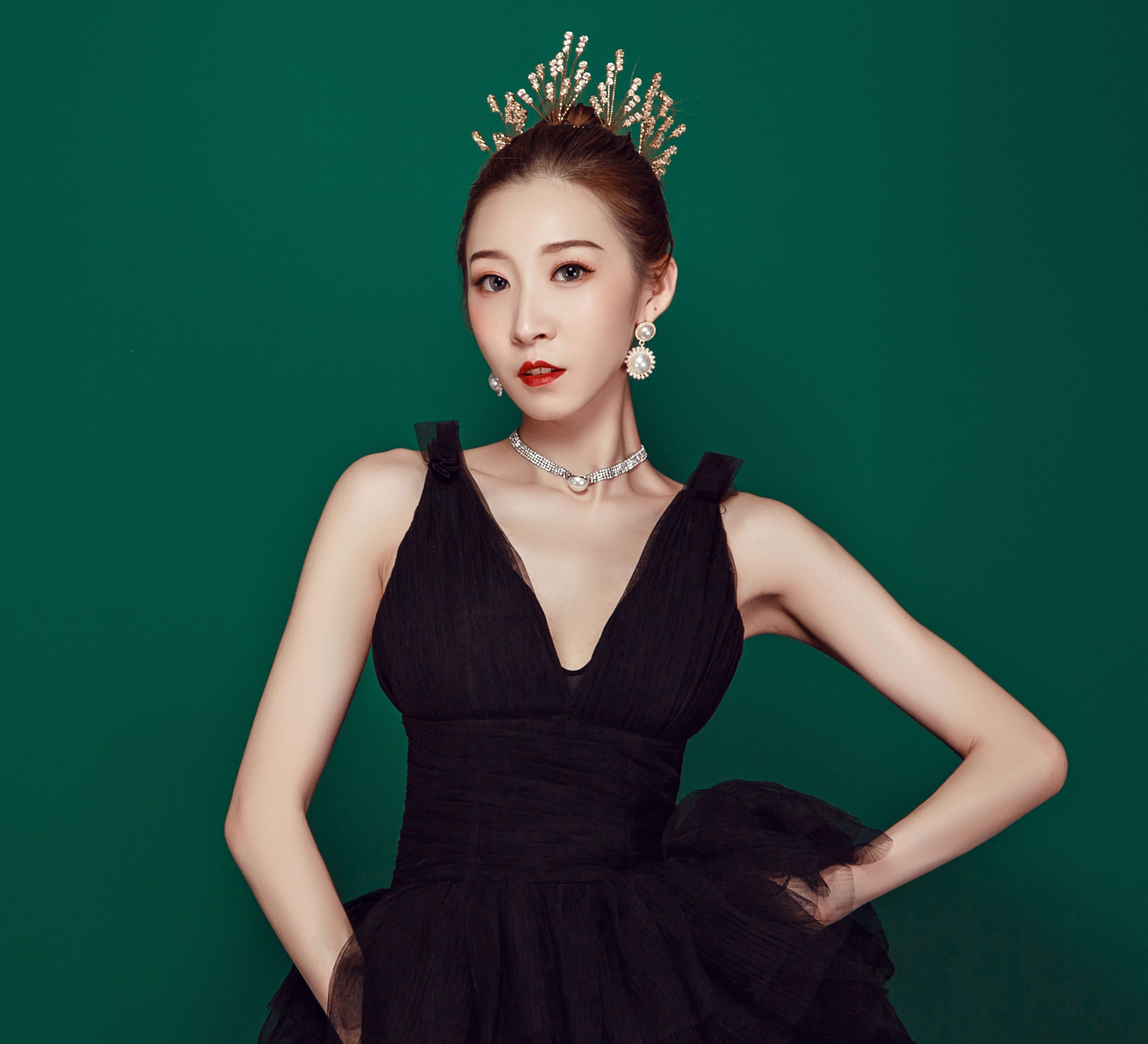 【话社】尐雨熙 过珍爱了的直播